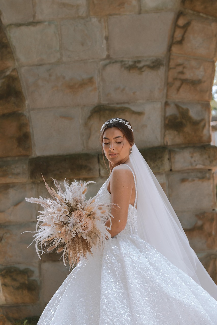 bride, wedding, model, wedding photography, bridal gown, bridal dress, love, bridal, wedding dress, marriage, woman, fashion, dress, elegant, romantic, wife, portrait