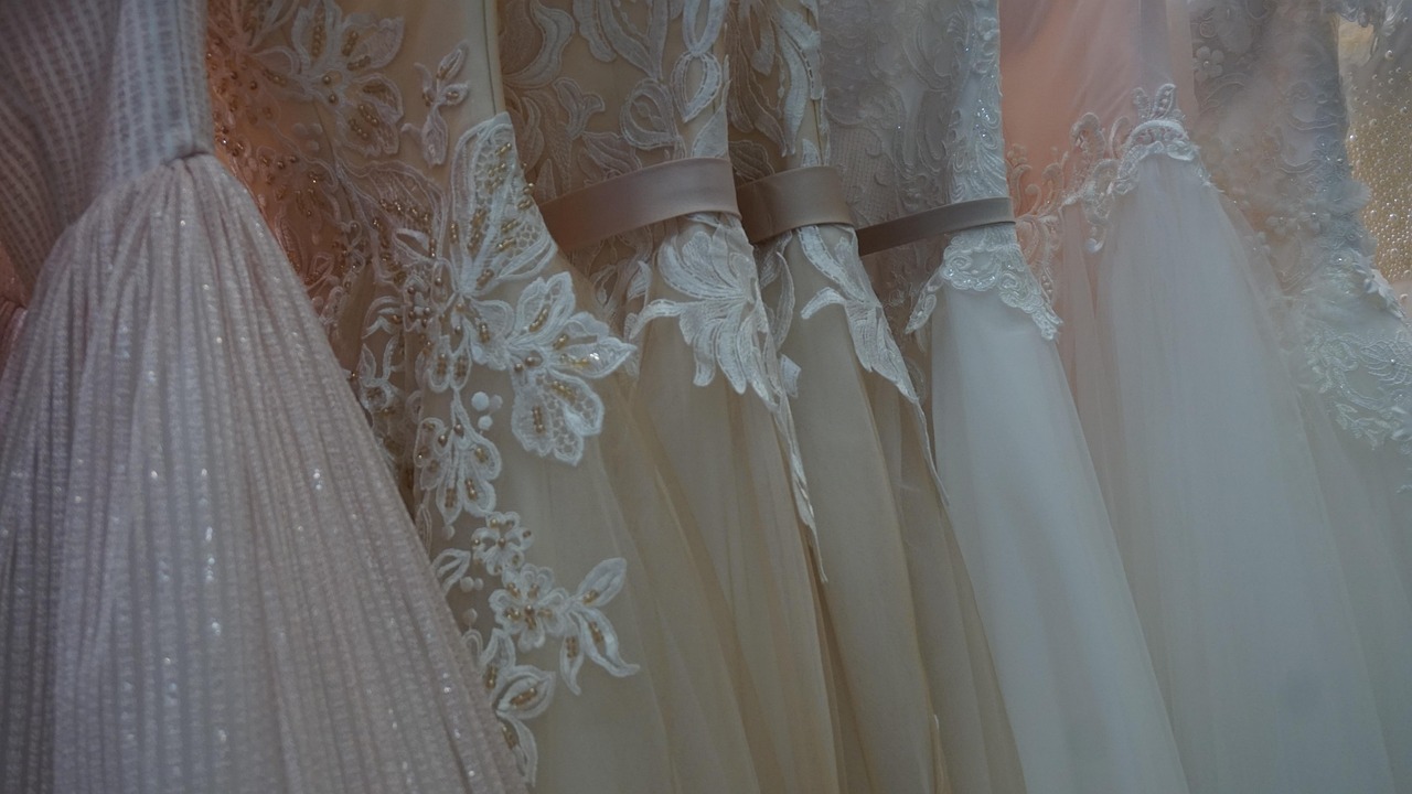 buybestdress team or fashion image
