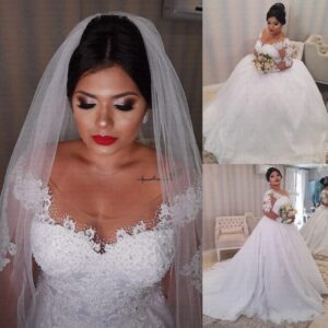 beaded-applique-tulle-plus-size-ball-gown-wedding-dress