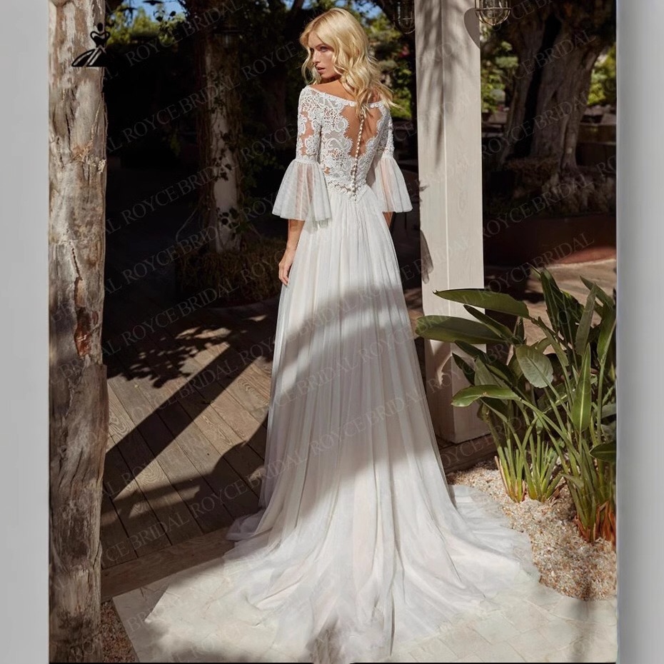 bohemian-lace-v-neck-a-line-wedding-dress-tulle