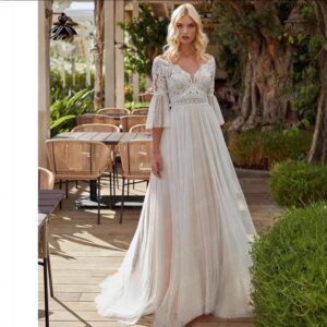 flowy-tulle-bohemian-wedding-dress-lace-detail