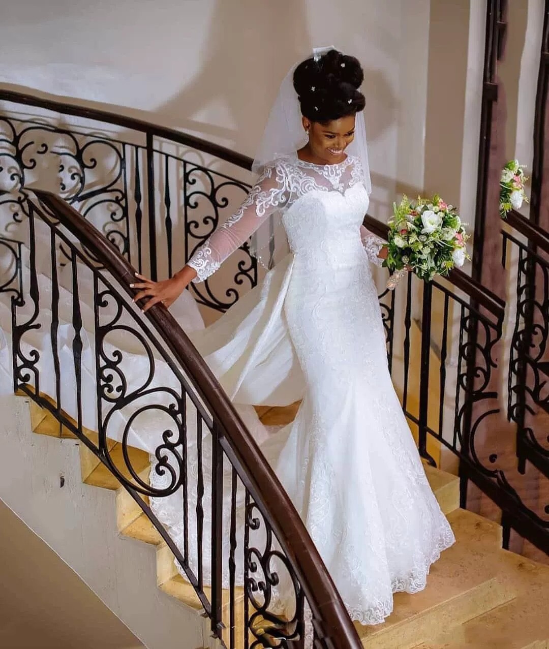 long-sleeve-lace-mermaid-wedding-dress