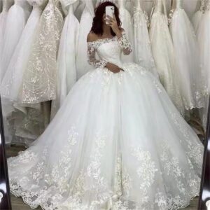 off-shoulder-lace-ball-gown-wedding-dress-floral-embroidery-full-skirt