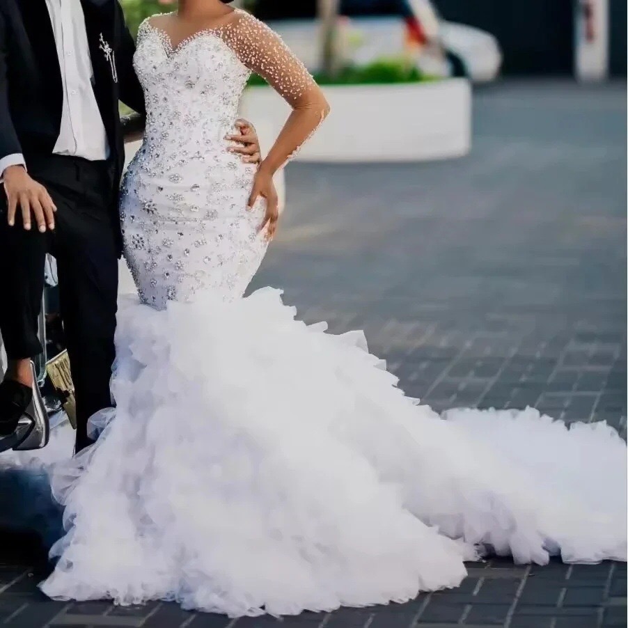 tiered-ruffle-tulle-mermaid-wedding-dress