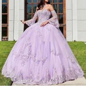 lavender-ball-gown-quinceanera-dress-off-the-shoulder-lace-appliques-long-bell-sleeves-full-tulle-skirt